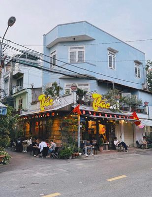 CAFE THỨC CẦN TUYỂN NHÂN Viên Nữ