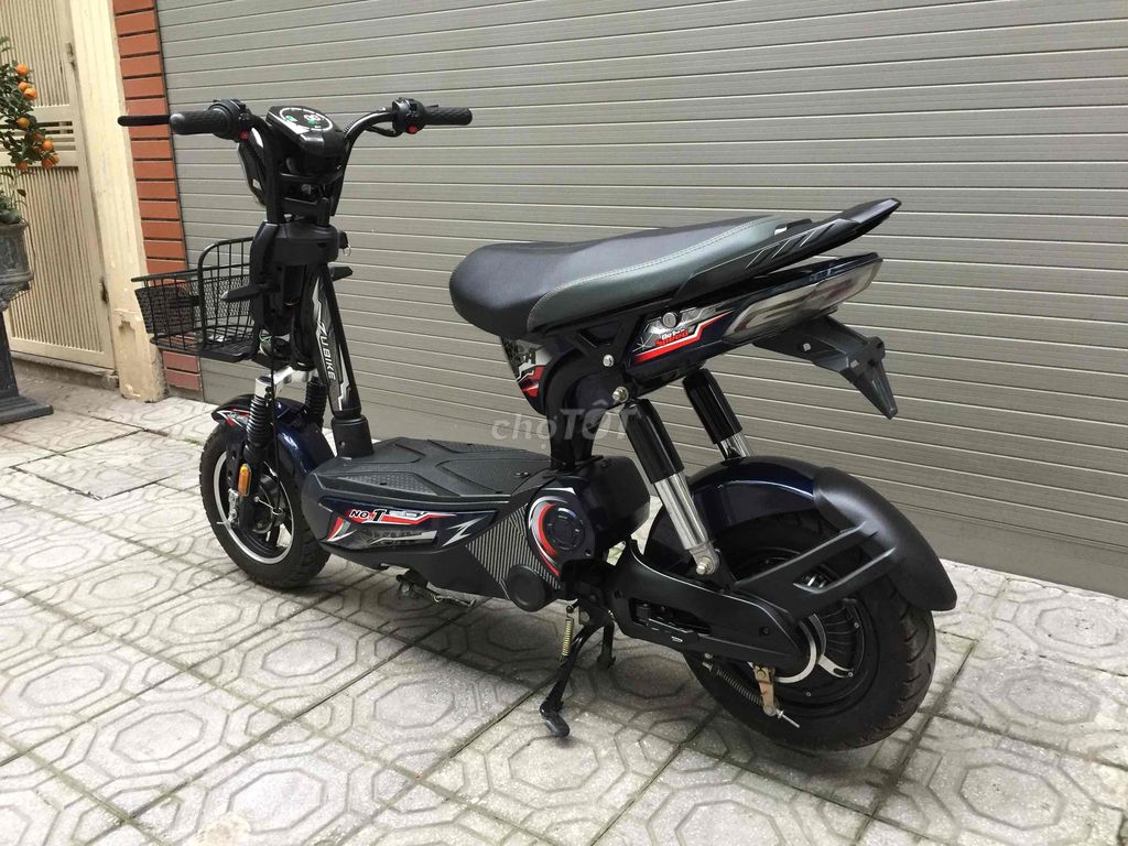 Xe điện ZUBIKE 20A bốn bình to