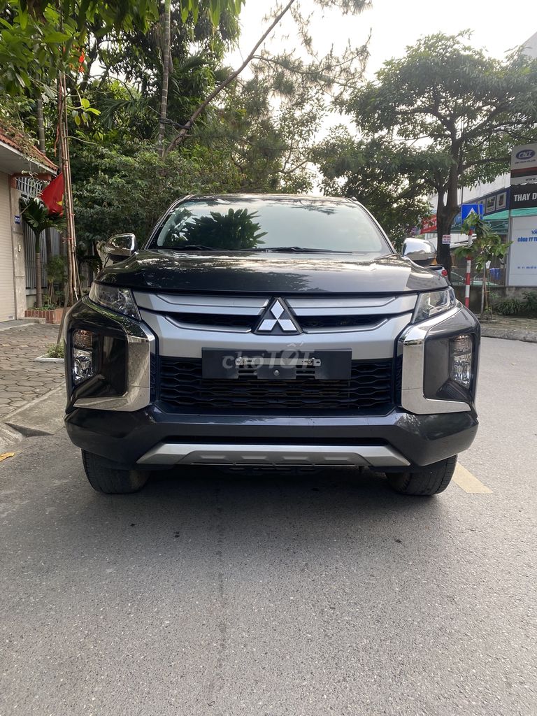 Mitsubishi Triton 4x2 AT Mivec 2021 lăn bánh 4v2km