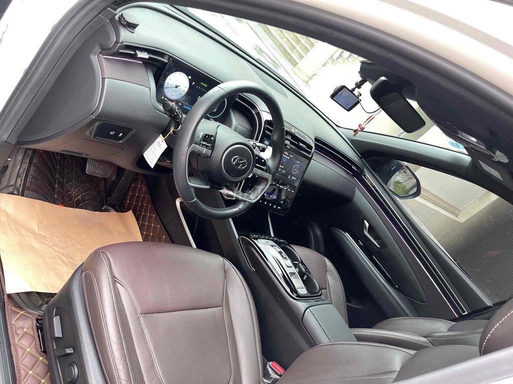 TUCSON TURBO - SX: 2023 - Full Lịch Sử- Chuẩn Odo. Mua bán Ô tô tại Thành phố Thủ Đức Tp Hồ Chí Minh được đăng bởi LuxCars Siêu Thị Ô Tô Lướt Sài Gòn hình 11