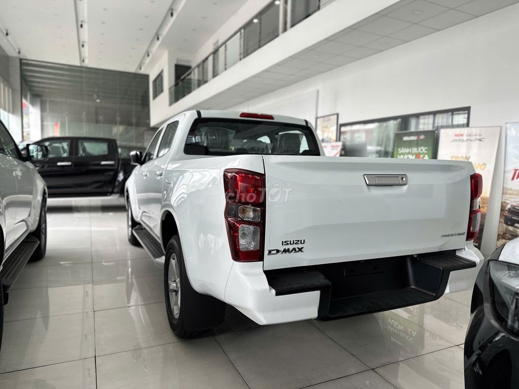 Isuzu Dmax 2025 Prestige 1.9L 4x2 AT. Mua bán Ô tô tại Thành phố Thuận An Bình Dương được đăng bởi Xe Tải 24H hình 2