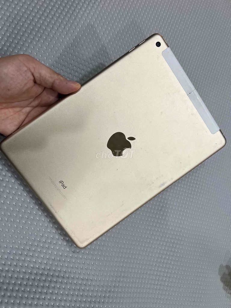 iPad Gen 5 32GB Wifi 4G Vàng Giá rẻ 1tr3. Mua bán Máy tính bảng tại Quận Hoàng Mai Hà Nội được đăng bởi PĐ hình 1