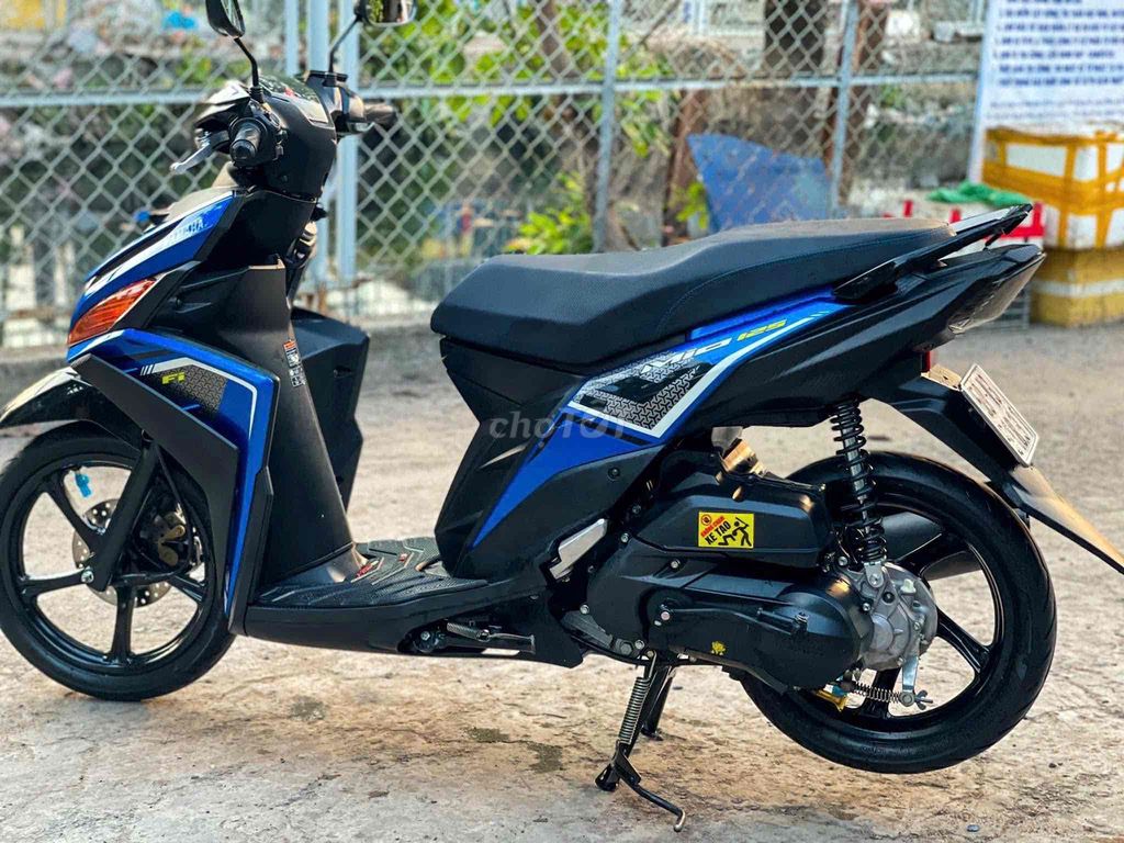Em cần tiền nên bán xe ạ a chị em vui vẻ còn bớt. Mua bán Xe máy tại Quận Bình Thạnh Tp Hồ Chí Minh được đăng bởi Nguyễn Việt hình 2
