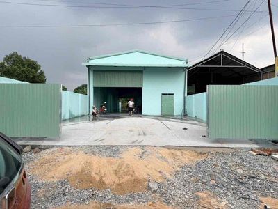 xưởng mới xây 600m