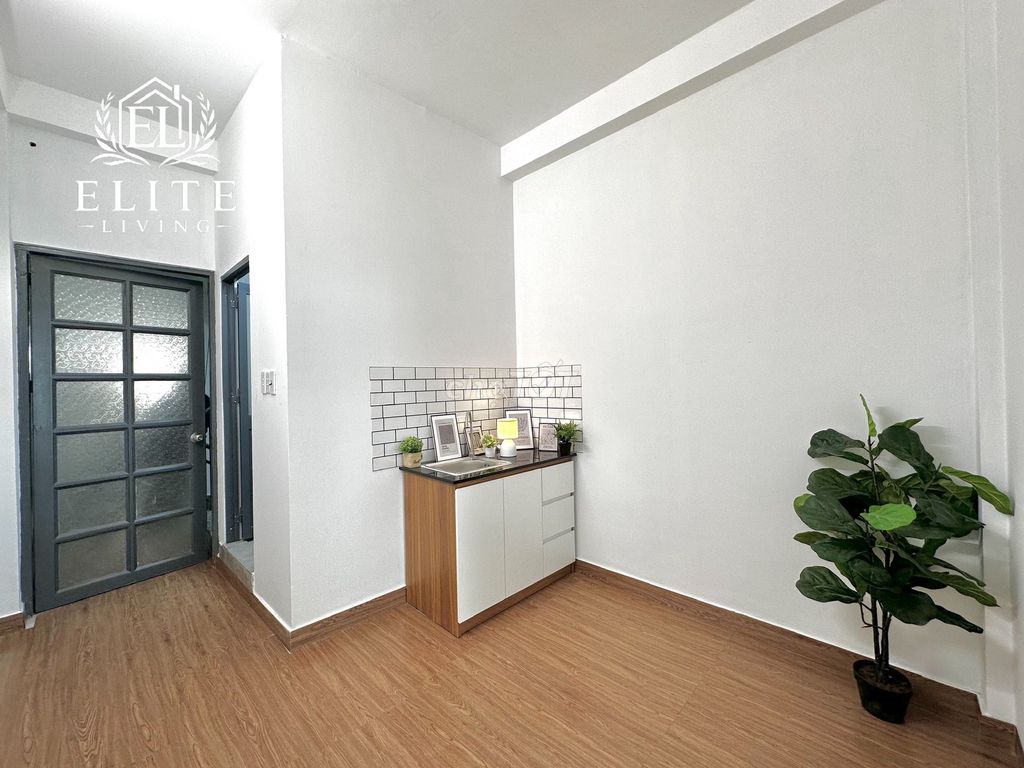CHO THUÊ CĂN 1PN 40M2 - BAN CÔNG - TÁCH BẾP SAU LƯNG VẠN HẠNH MALL