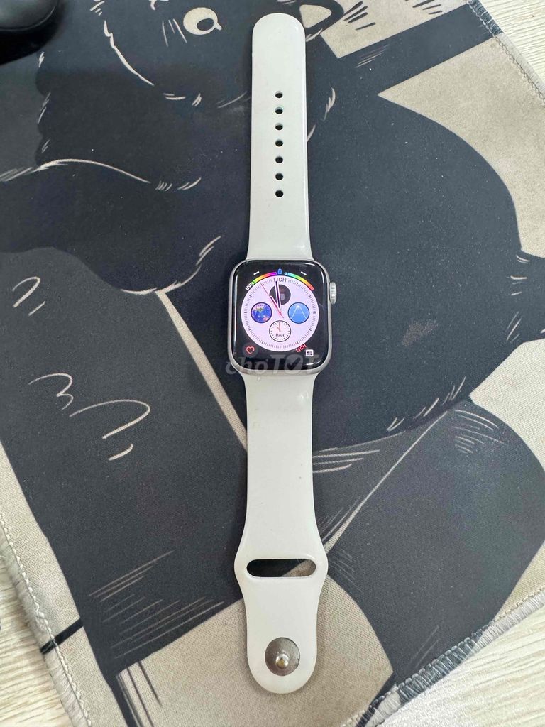 Apple Watch SE 40mm Trắng. Mua bán Thiết bị đeo thông minh tại Quận 12 Tp Hồ Chí Minh được đăng bởi Nu hình 1