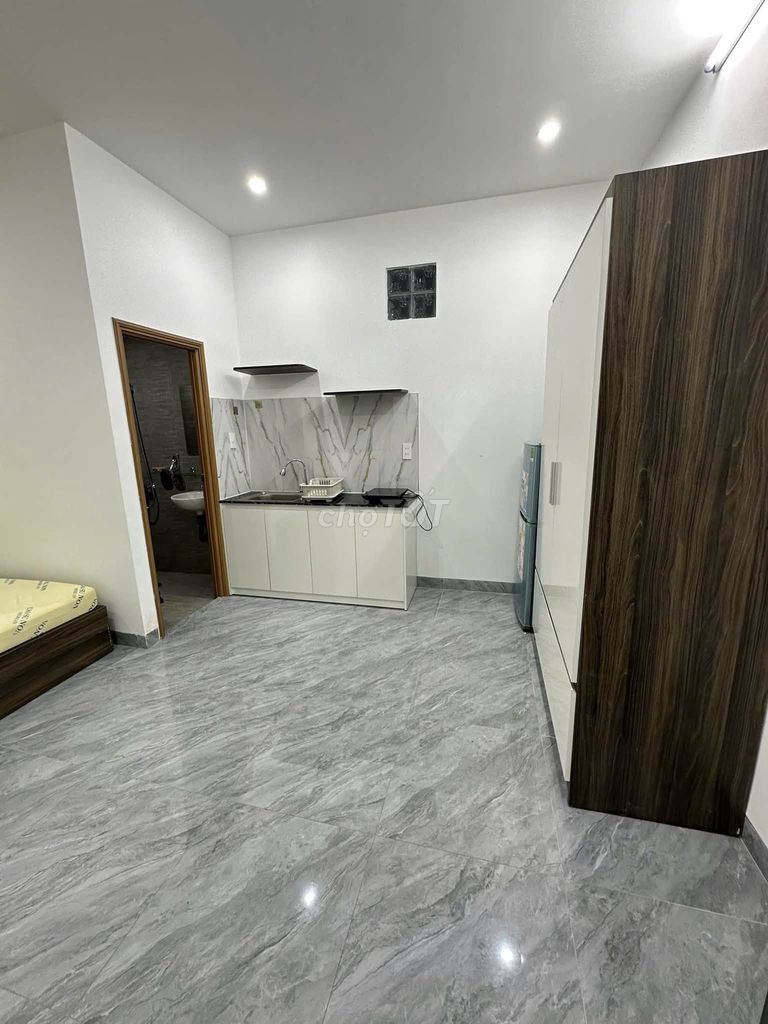 Полностью меблированный номер в хостеле в Хоа Куонге - Дананг