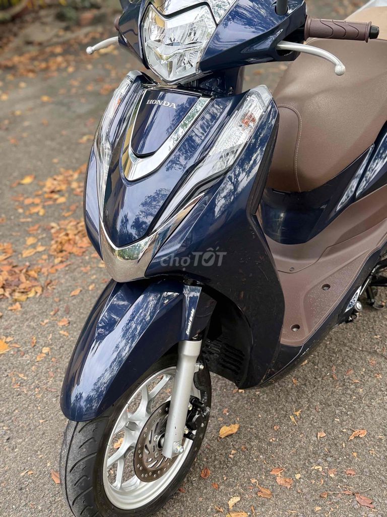 BÁN XE LEAD 2022 máy 4val lướt 4900km bstp sang te. Mua bán Xe máy tại Thành phố Thủ Đức Tp Hồ Chí Minh được đăng bởi XE MÁY ANH hình 12