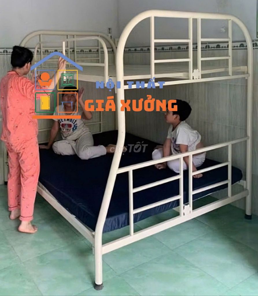 giường tầng} giường tầng} giường tầng} giường tầng