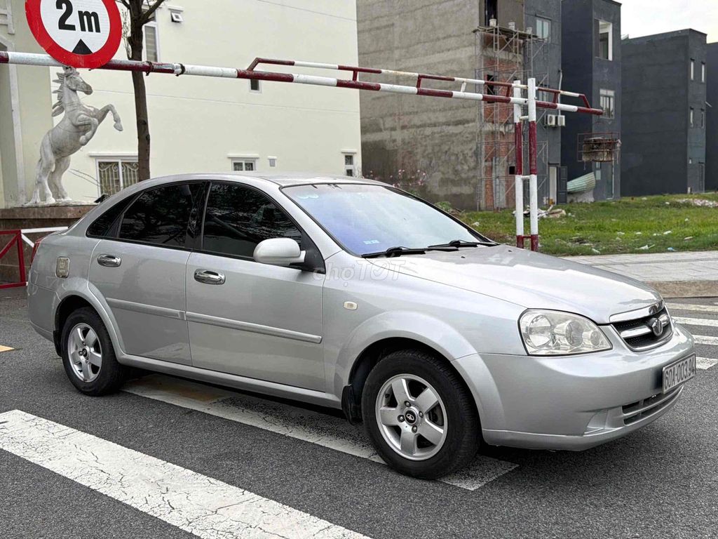 Daewoo Lacetti 2010 photo 2