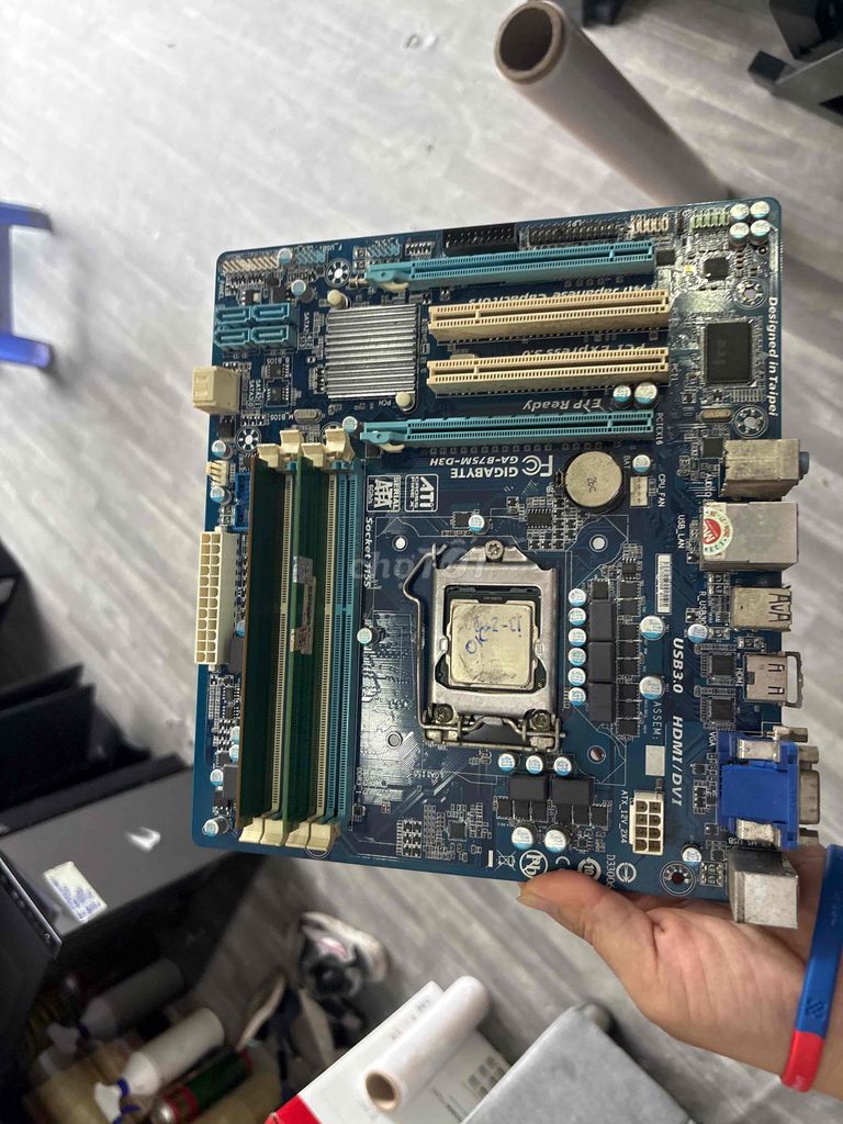 MAIN B75 HÃNG 4 KHE RAM AE LẮP MÁY BAO ÊM. Mua bán Linh kiện (RAM, Card...) tại Quận Gò Vấp Tp Hồ Chí Minh được đăng bởi ngọc trang hình 1