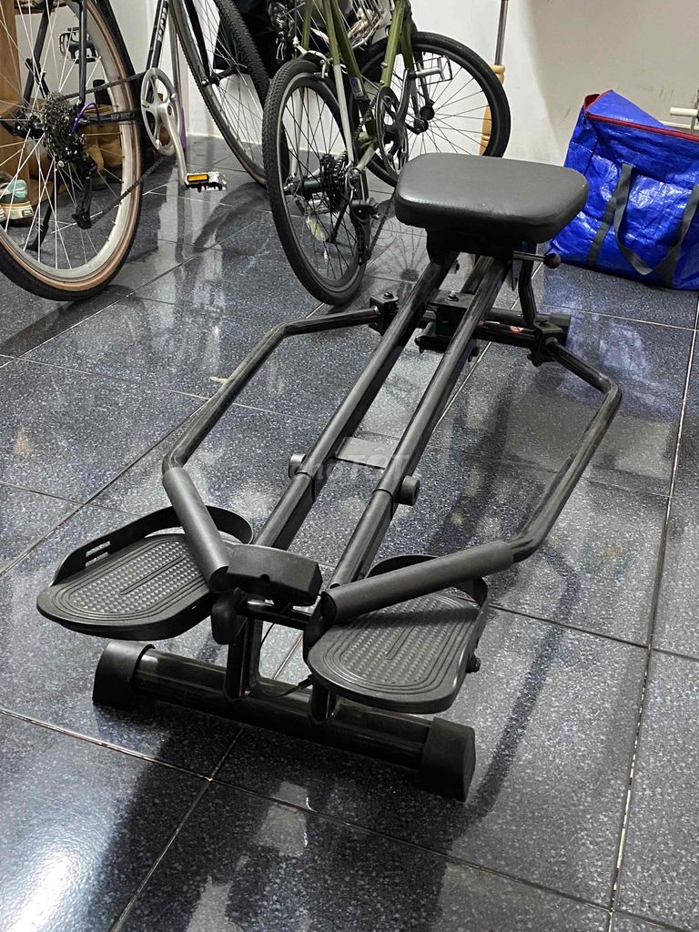 Máy tập thể dục Máy chèo thuyền Đen. Mua bán Đồ thể thao, Dã ngoại tại Quận Phú Nhuận Tp Hồ Chí Minh được đăng bởi Phan Minh Triệu hình 1