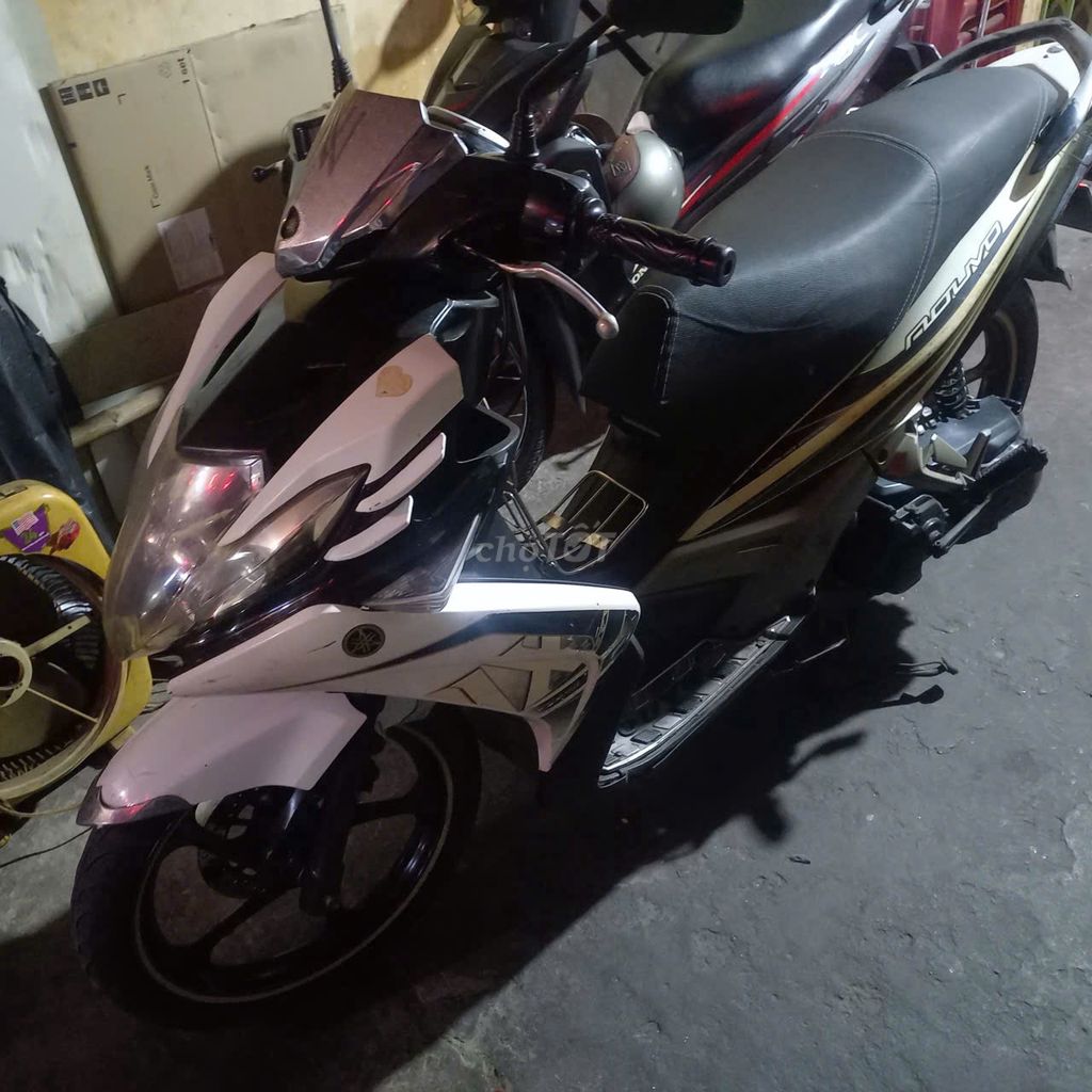 Yamaha Nouvo màu trắng. Mua bán Xe máy tại Quận 3 Tp Hồ Chí Minh được đăng bởi Bảo Minh hình 3