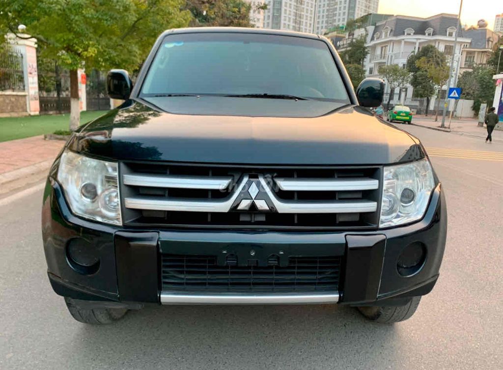 Mitsubishi Pajero 2008, МКПП, черный