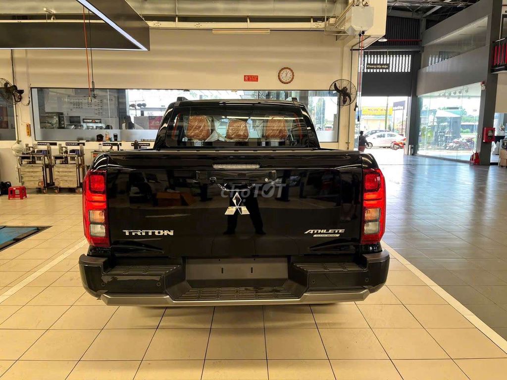 Xả lô 2 xe Triton bản Full Optinon, giảm đến 100Tr. Mua bán Ô tô tại Thành phố Thủ Đức Tp Hồ Chí Minh được đăng bởi Dương Hải hình 8