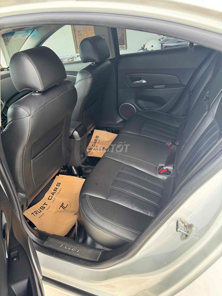 Chevrolet Cruze 2016 LTZ 1.8 AT - 80000 km. Mua bán Ô tô tại Quận 8 Tp Hồ Chí Minh được đăng bởi Cửa hàng ô tô cũ TRUST CARS hình 11