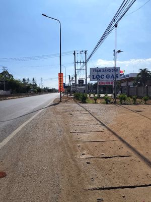 Bán đất full thổ cư giá rẻ ngay quốc lộ 1A. Mua bán đất tại Huyện Xuân Lộc Đồng Nai được đăng bởi HỒNG NHẬT 