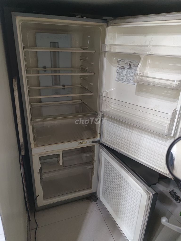 Tủ lạnh Panasonic 296L Bạc. Mua bán Tủ lạnh tại Quận Lê Chân Hải Phòng được đăng bởi Vũ Đức hình 1