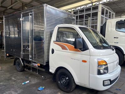Hyundai H 1 2025. Mua bán Ô tô tại Thành phố Thuận An Bình Dương được đăng bởi Trần Minh Phi 