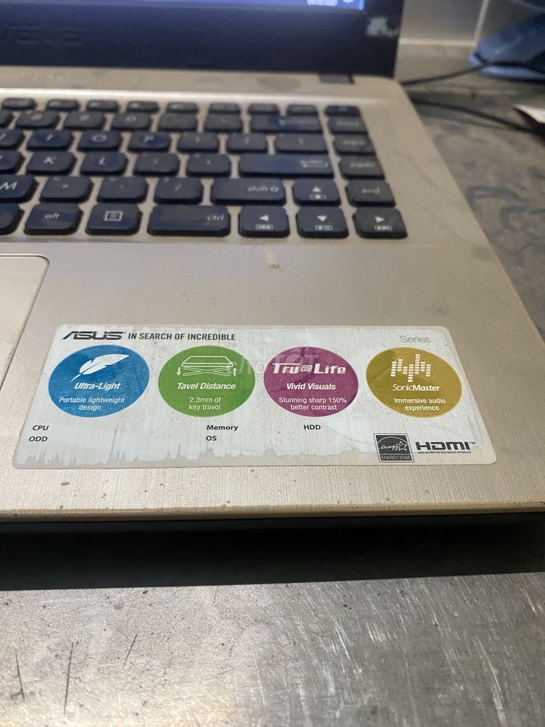 Cẩn bán laptop như hình . Mua bán Laptop tại Huyện Châu Thành Tây Ninh được đăng bởi Hoàng minh hình 1