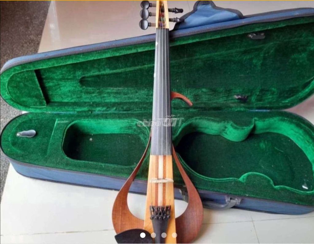 Violin Yamaha YEV105 9tr nửa giá đàn mới 18tr