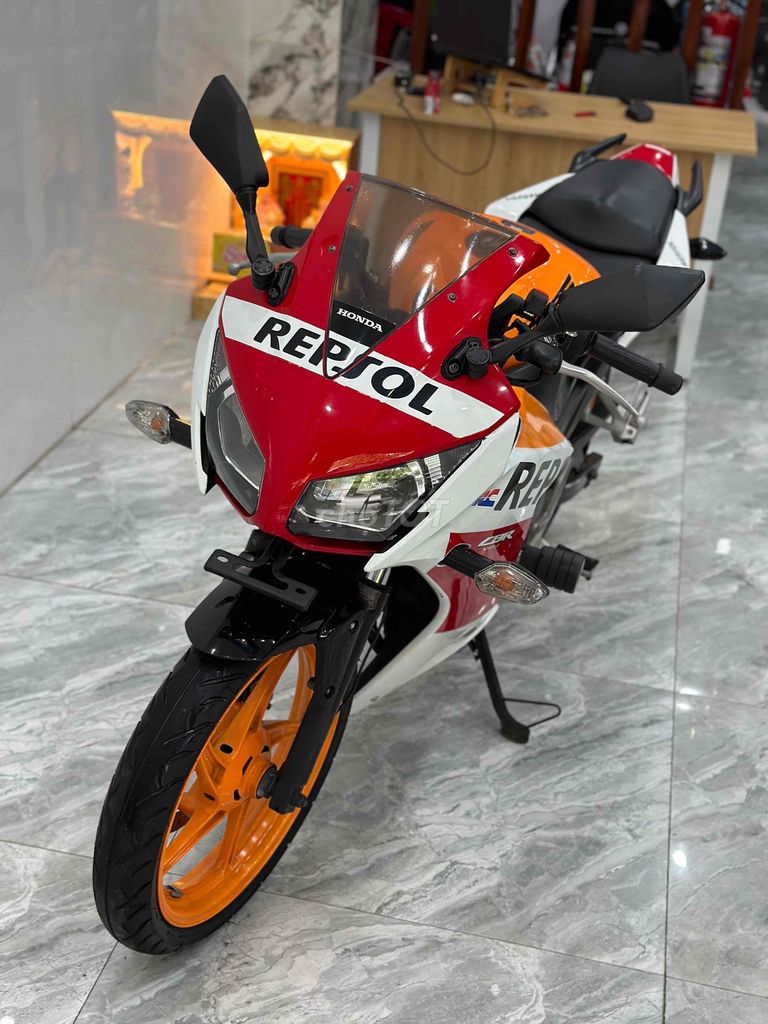 Siêu Phẩm CBR150R Repsol nhập khẩu indo zin 99%. Mua bán Xe máy tại Quận Thanh Khê Đà Nẵng được đăng bởi Xe Máy Đức Vũ 658 Trần Cao Vân hình 6