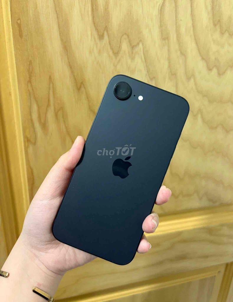 Apple iPhone 16e 128GB Đen Mỹ 99%. Mua bán Điện thoại tại Thành phố Biên Hòa Đồng Nai được đăng bởi Ngọc Mai hình 1