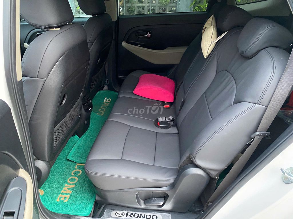 Kia Rondo 2017. Mua bán Ô tô tại Quận 7 Tp Hồ Chí Minh được đăng bởi Giang Đỗ hình 6