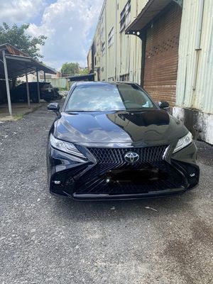 Toyota Camry 2.5Q cuối 2022 Đen 30.000 km. Mua bán Ô tô tại Quận 8 Tp Hồ Chí Minh được đăng bởi Tuan
