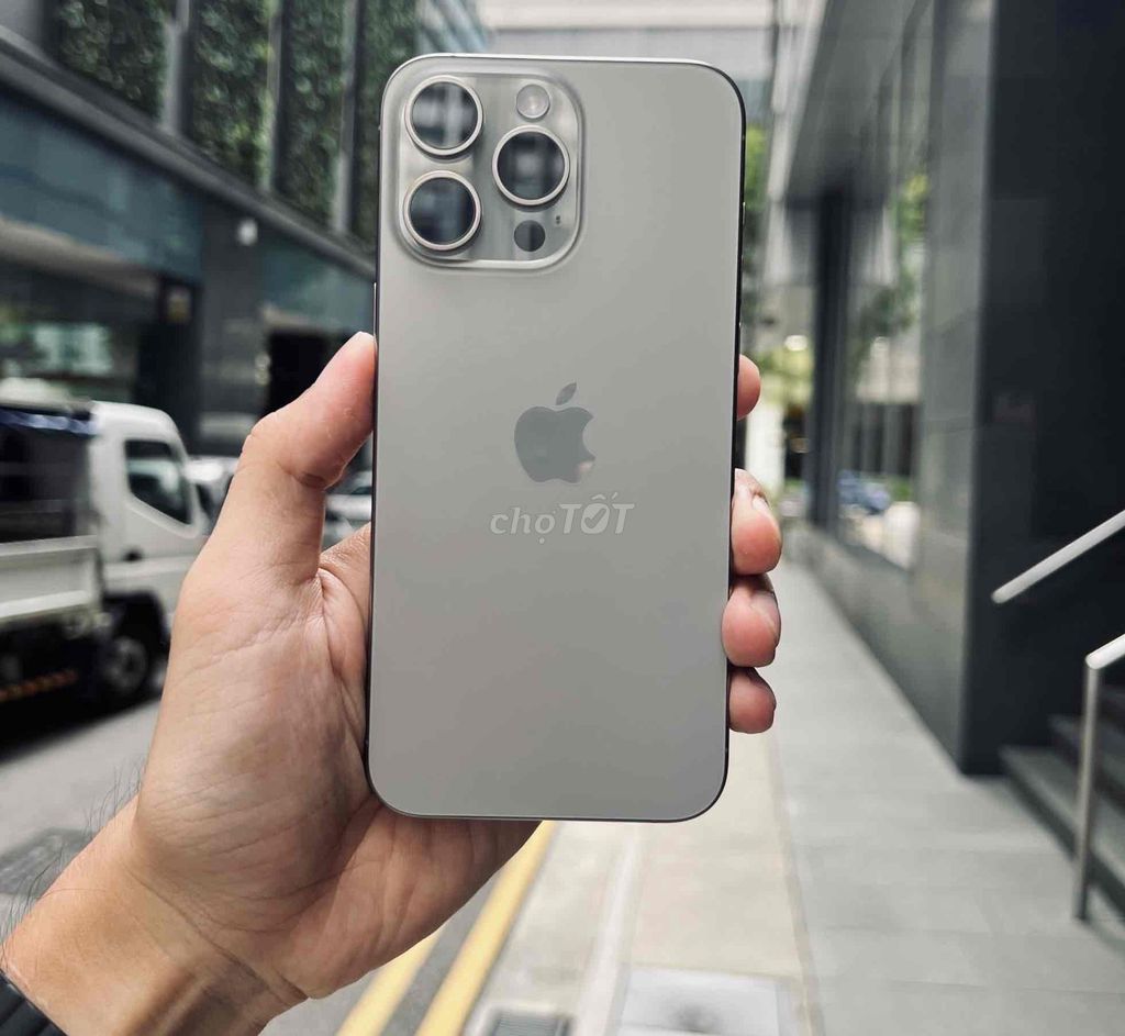 iPhone 15 Pro Max 512GB máy mới 100%. Mua bán Điện thoại tại Thành phố Long Xuyên An Giang được đăng bởi Phi Thòn hình 1