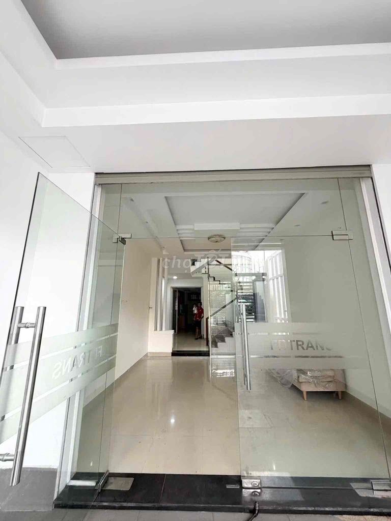 Rent · 5 bd · 100 м² · Quận Sơn Trà, ул. Đường Trần Thánh Tông