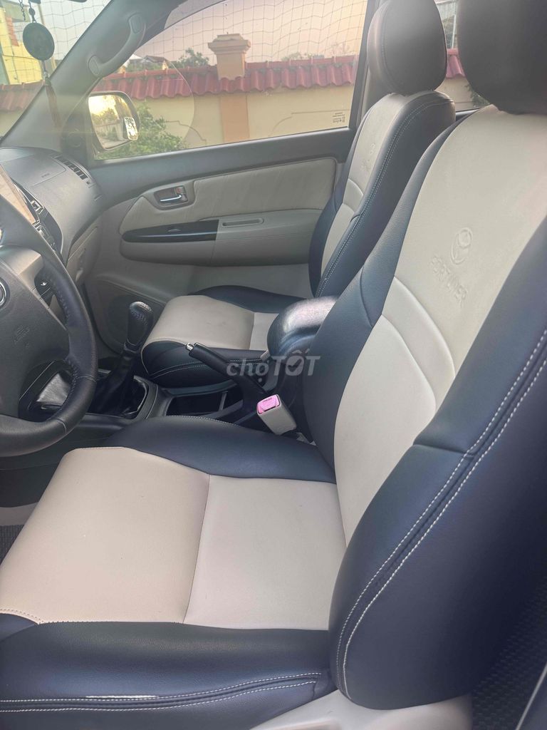 Toyota Fortuner 2015 2.5G 4x2 - 15000 km. Mua bán Ô tô tại Huyện Yên Thành Nghệ An được đăng bởi Tuan Nguyen hình 5