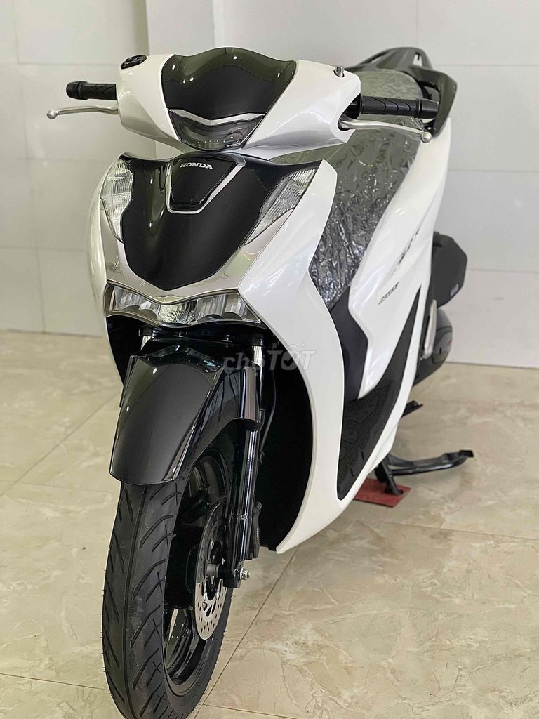 SH 2025. Mua bán Xe máy tại Thành phố Sóc Trăng Sóc Trăng được đăng bởi Sport ST hình 2