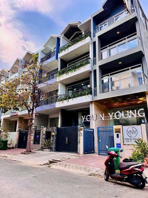 Bán Nhà KDC HimLam Nguyễn Thị Thập - Quận 7 DT: 5x20 Hầm 4 lầu. Mua bán văn phòng, mặt bằng kinh doanh tại Quận 7 Tp Hồ Chí Minh được đăng bởi Dương Văn Duy
