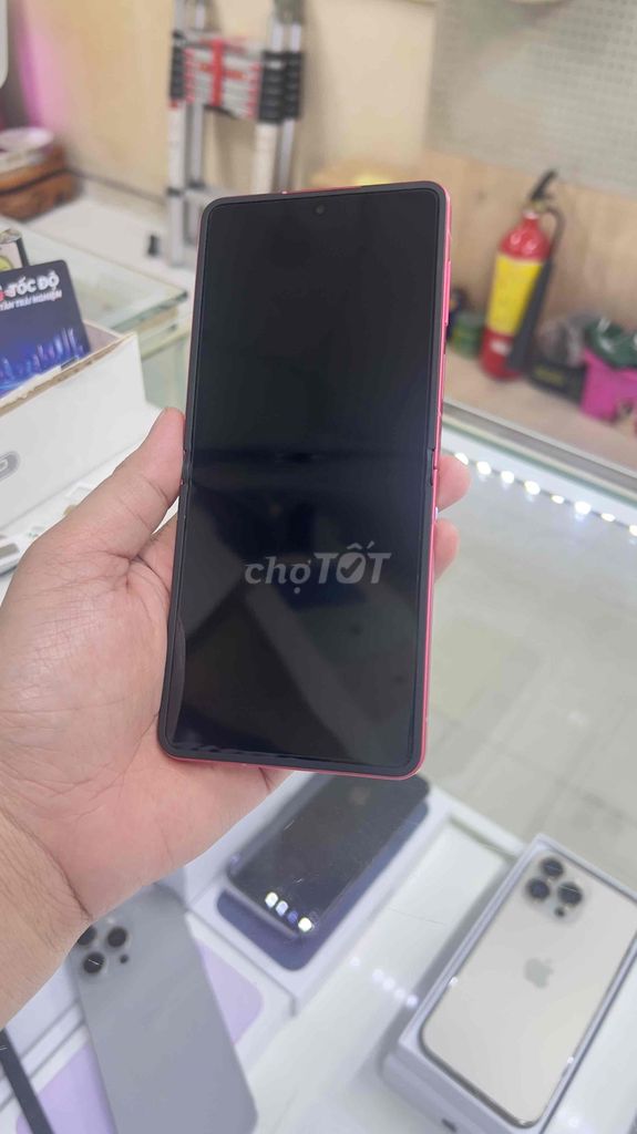 Samsung Z Flip 7 256GB Hồng. Mua bán Điện thoại tại Huyện Bình Chánh Tp Hồ Chí Minh được đăng bởi hieu hình 3