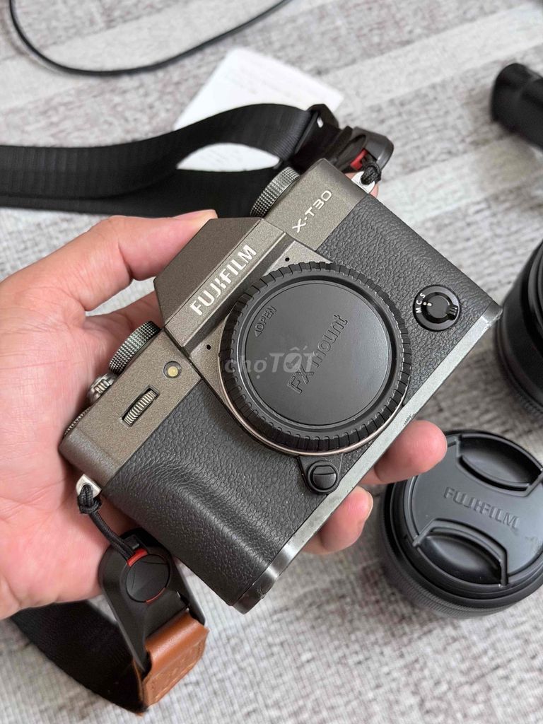 Máy ảnh Fujifilm XT30 Xám Đã sử dụng. Mua bán Máy ảnh, Máy quay tại Quận Hà Đông Hà Nội được đăng bởi Trần Hưng  hình 1