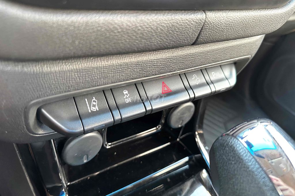 CHEVROLET Colorado 2.5 HighCountry 4x4 AT 2019. Mua bán Ô tô tại Quận Tân Bình Tp Hồ Chí Minh được đăng bởi Nguyễn Đình Quang Duy  hình 11