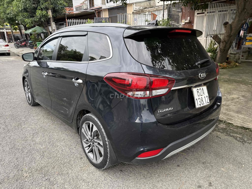 Kia Rondo 2019 Rondo GAT - 36000 km Siêu mới. Mua bán Ô tô tại Quận 12 Tp Hồ Chí Minh được đăng bởi A Quý hình 11