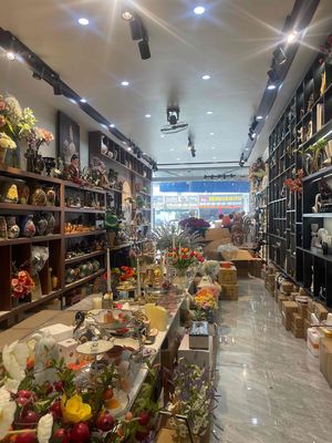 càn bán nhà mp Bùi viện đang kd đỉnh. Mua bán nhà ở tại Quận Lê Chân Hải Phòng được đăng bởi Mr Bôn Russia