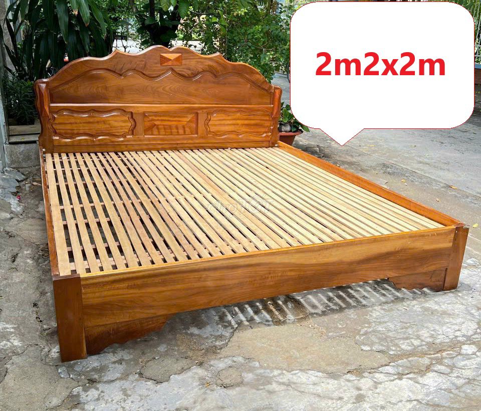 Thanh lý Giường gỗ tự nhiên 2m2x2m siêu nặng