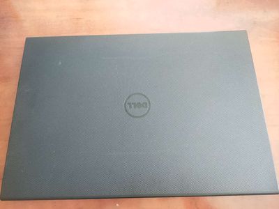 Cần bán gấp lap top cho học sinh , sinh viên