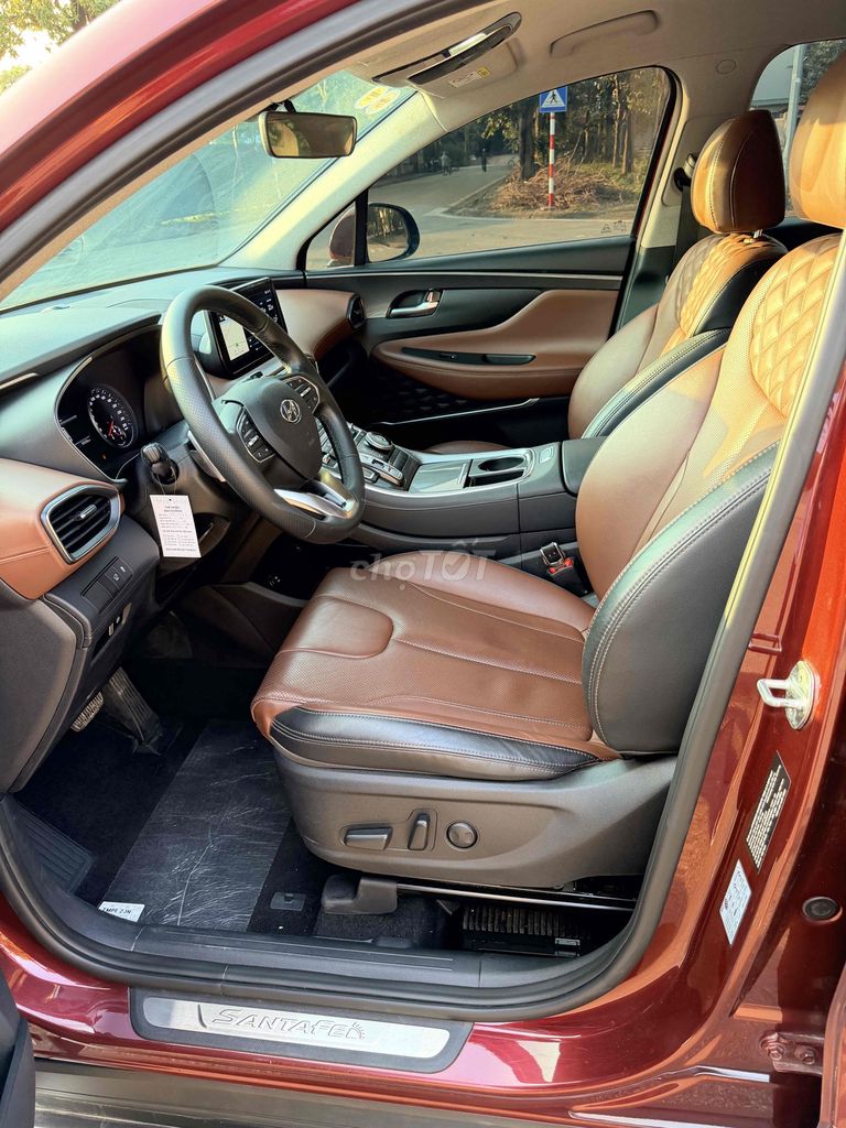 Hyundai Santa Fe 2022 Tiêu chuẩn 59699 km. Mua bán Ô tô tại Quận Long Biên Hà Nội được đăng bởi Đào Việt Phương hình 10