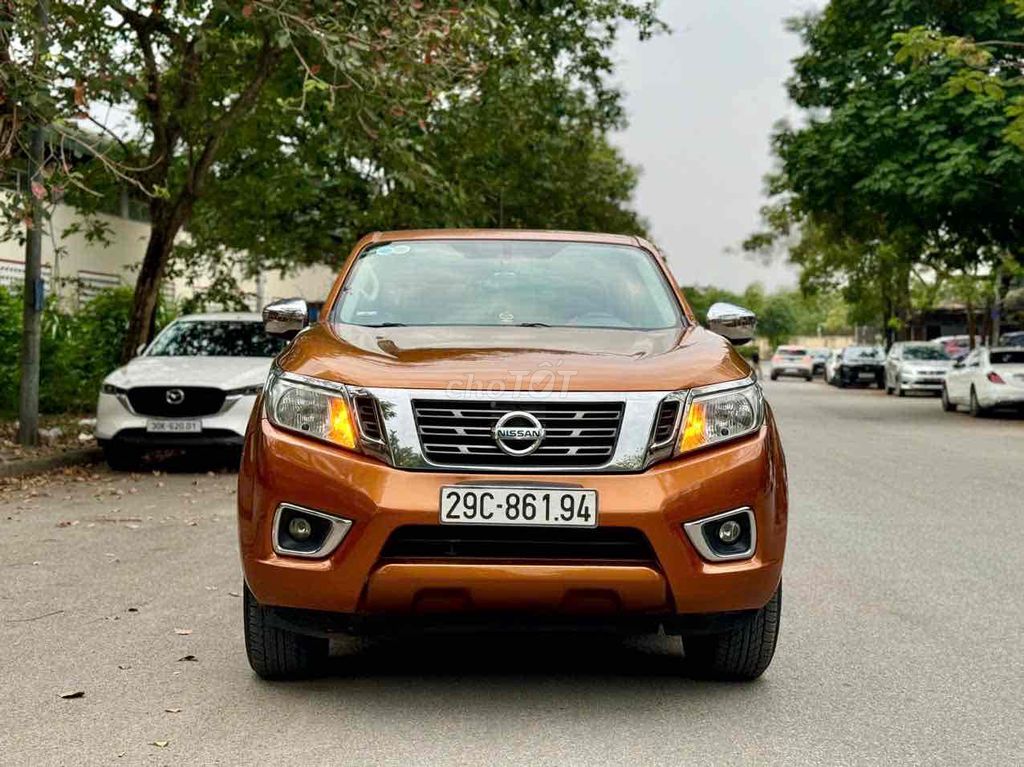 navara 2017 xuất đc hoá đơn 10v km. full lsu