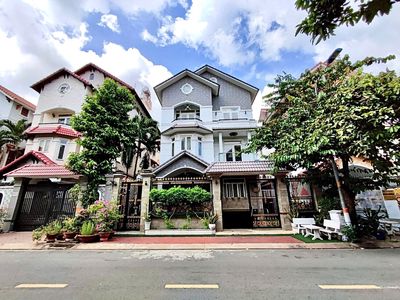 Cực Hiếm - Biệt Thự Đơn Lập Khu Trung Sơn