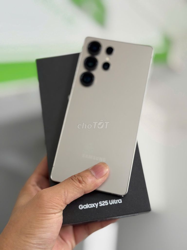 Samsung Galaxy S25 Ultra 512GB Bạc VN. Mua bán Điện thoại tại Thành phố Buôn Ma Thuột Đắk Lắk được đăng bởi Cầm Đồ PHÚT 89  hình 1