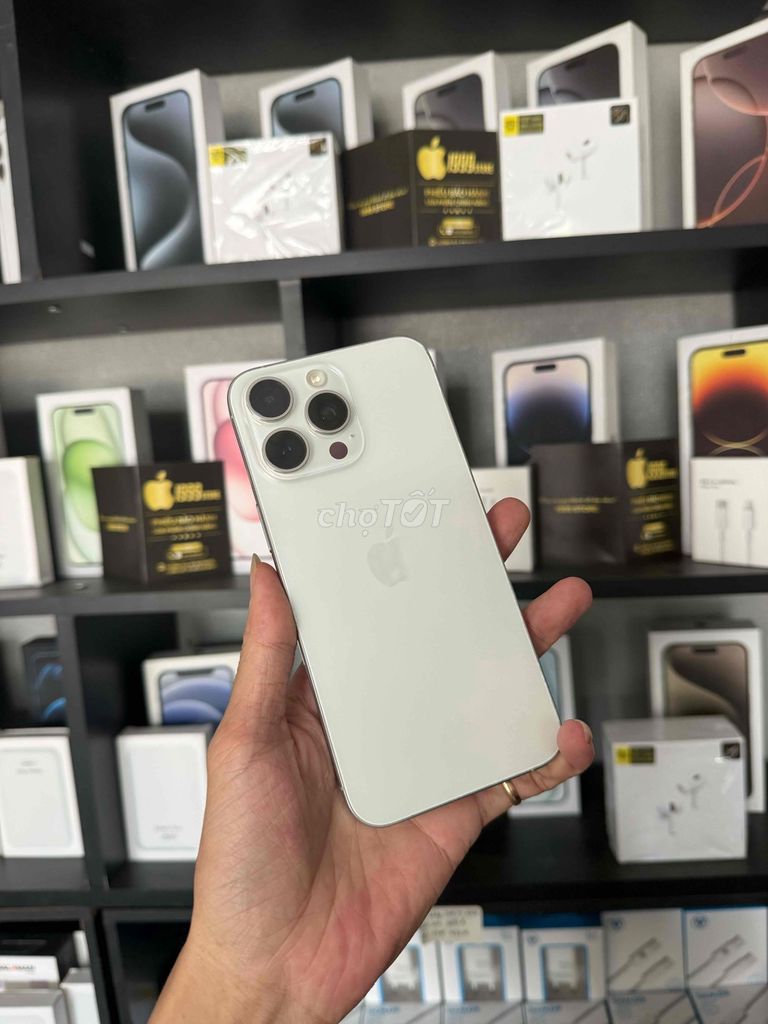 Apple iPhone 15 Pro Max 256GB VN đẹp cận 99 gl. Mua bán Điện thoại tại Thị xã Bến Cát Bình Dương được đăng bởi Devil Nguyễn hình 1