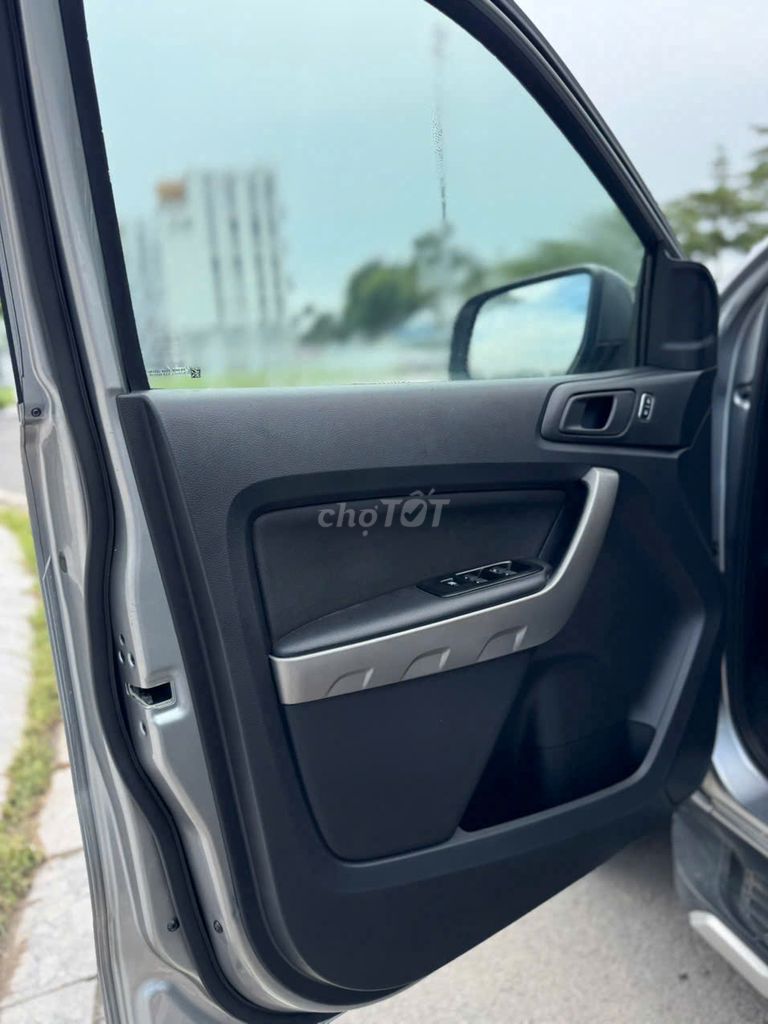 Ford Ranger XLS 2.2AT 2019 một chủ Hà Nội. Mua bán Ô tô tại Quận Thanh Xuân Hà Nội được đăng bởi Nguyễn Quang Đức hình 7