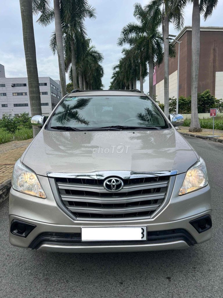 Toyota Innova 2.0E MT sàn,xe 1chủ,đẹp zin toàn bộ