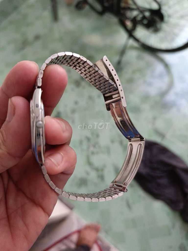 Citizen mặt tivi