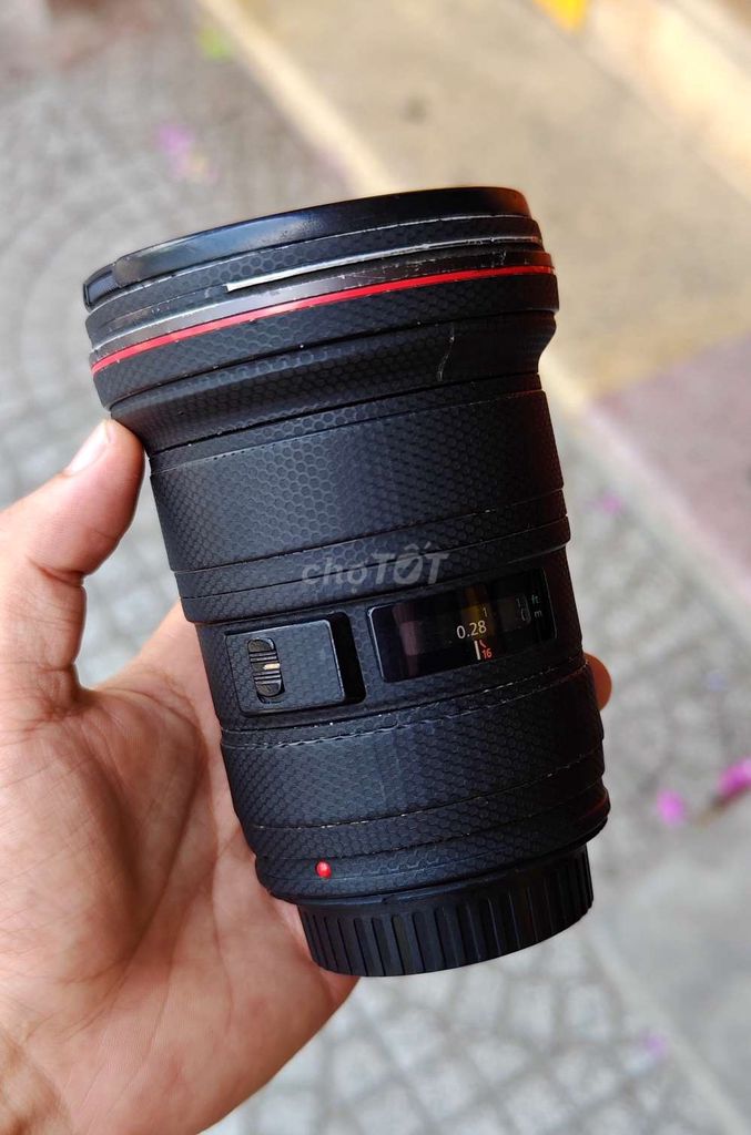 Ống kính Canon EF 16-35mm F/2.8L đã sử dụng 95%. Mua bán Máy ảnh, Máy quay tại Quận Thanh Khê Đà Nẵng được đăng bởi Kim Hoa hình 1